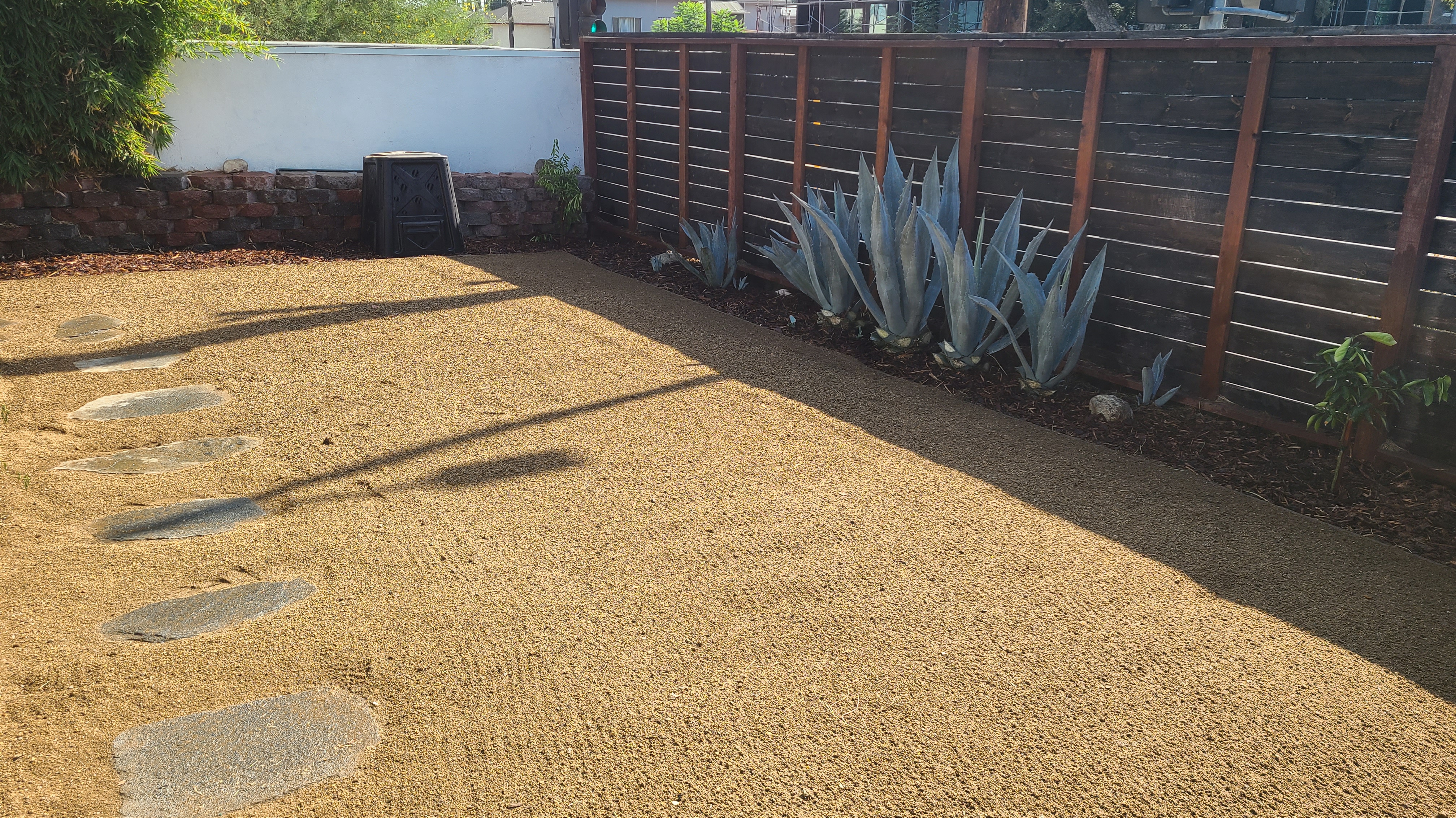 Landscaping - landscaping/land02.jpg